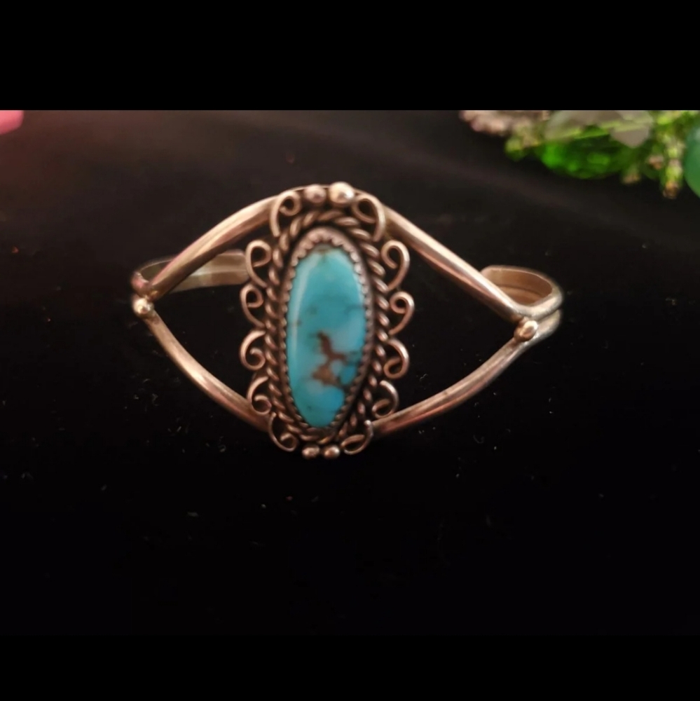 Vintage Sterling Silver Navajo Natural Turquoise L